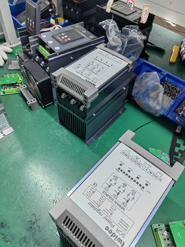 电力调解器无输出是什么原因？？