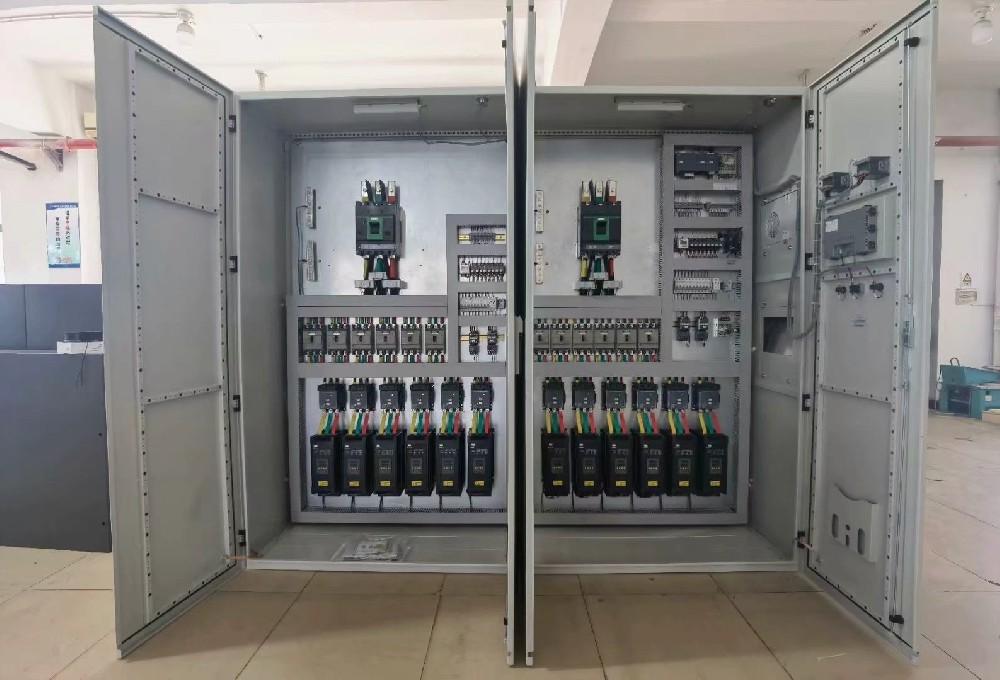 不小心将电力调解器的外壳损坏，，，自行替换外壳会不会影响装备的防护品级和正常使用？？